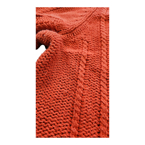 Old Navy Medium Long Sleeve Knit Sweater - Picture 5 of 9